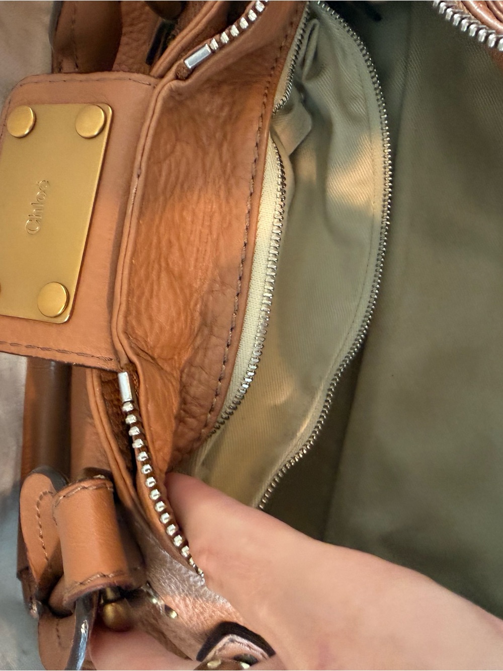Chloe paddington Brown Leather Shoulder Bag with Gold Hardware - Picture 9 of 11